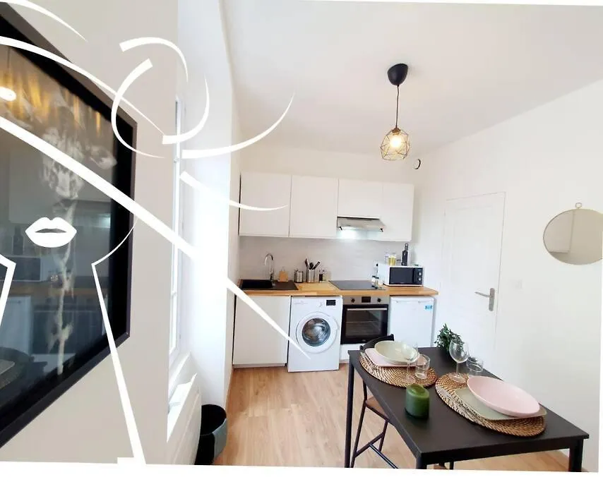 La Suite N°05 Par Madame Conciergerie Rennes France